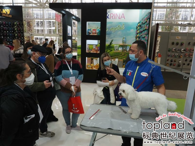 2023年意大利博洛尼亞國際寵物用品展（Zoomark International）是歐洲領(lǐng)先的寵物行業(yè)展覽會；將于2023年5月15-17 日在意大利博洛尼亞展覽中心舉辦。